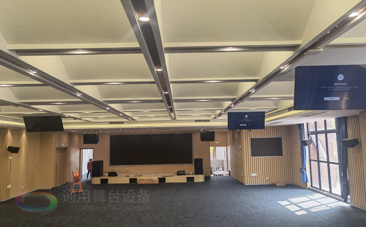 科技賦能，匠心筑造 通用舞臺承建南京某學院報告廳即將圓滿交付，打造現代化多功能學術殿堂